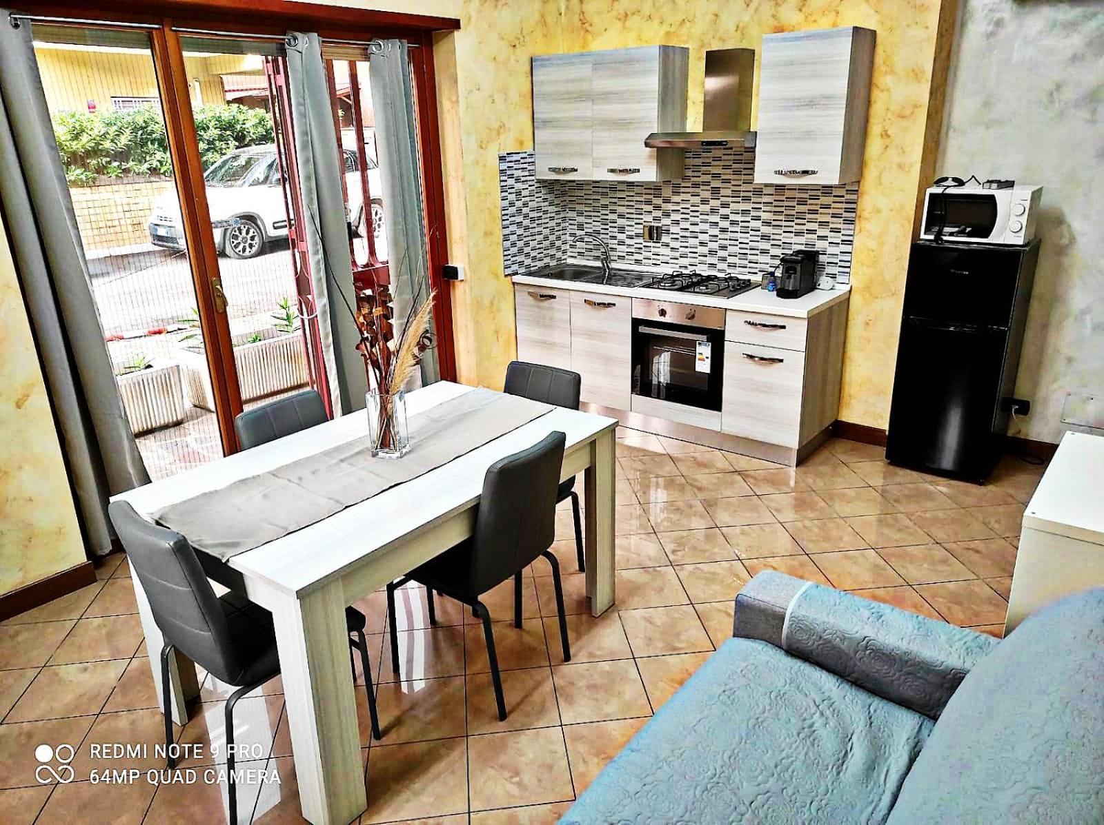 2 Apartment *